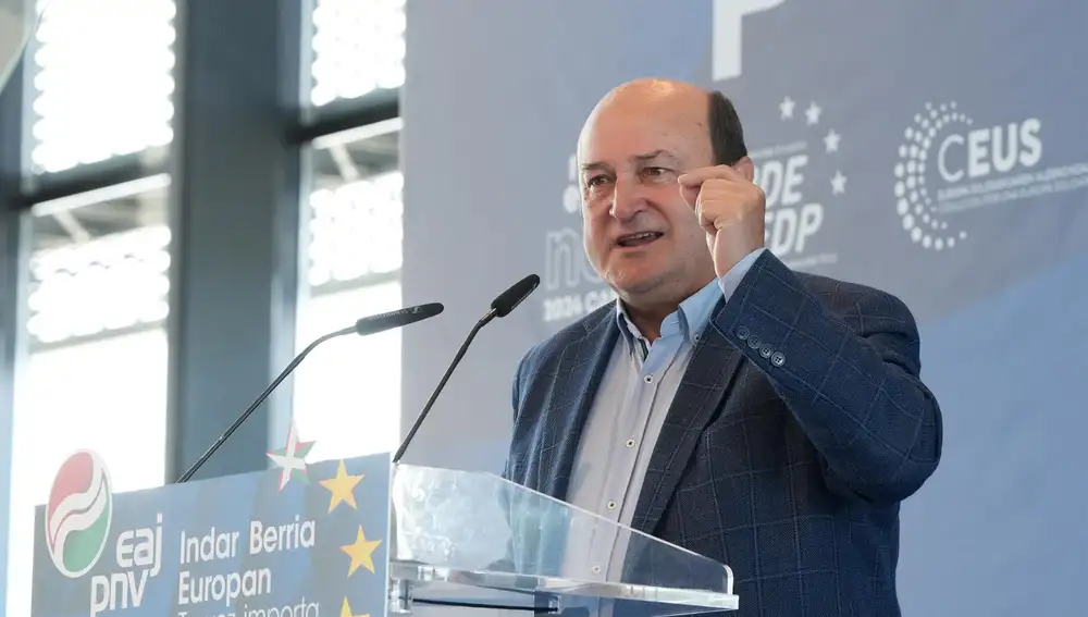 Ortuzar ve "con buenos ojos" el asilo a Edmundo González y pide a PP que "utilice menos a Venezuela contra Sánchez"