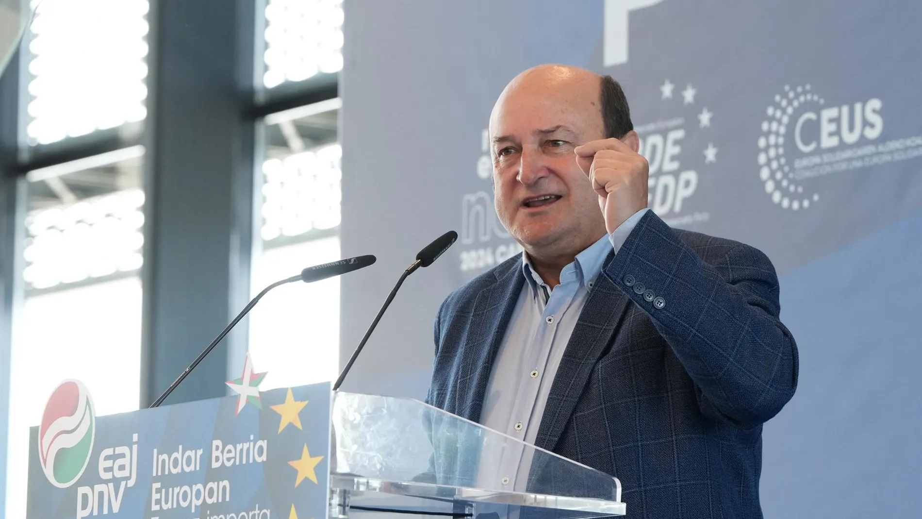 Ortuzar ve "con buenos ojos" el asilo a Edmundo González y pide a PP que "utilice menos a Venezuela contra Sánchez"