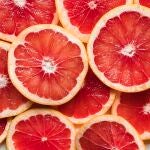 Esta fruta está llena de colágeno y vitamina C, pero no la consumimos mucho en España
