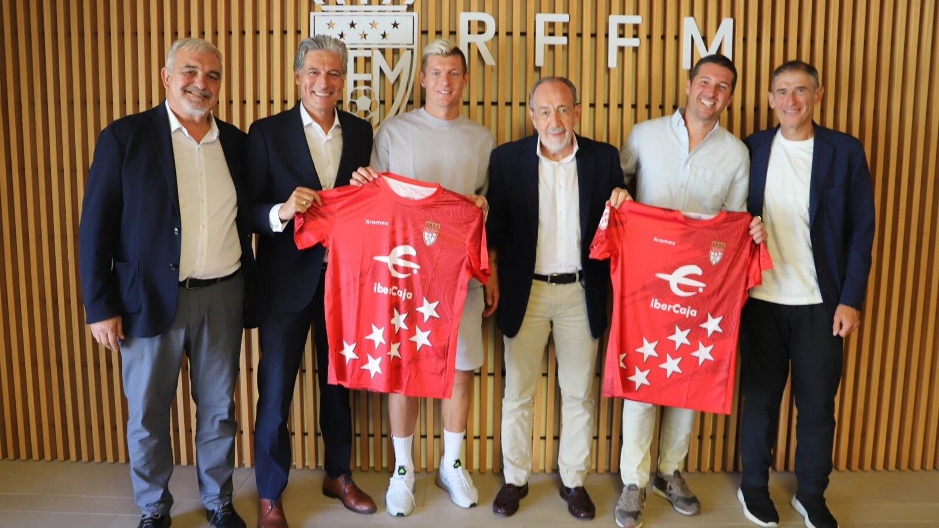 Formalización de la Academia Toni Kroos