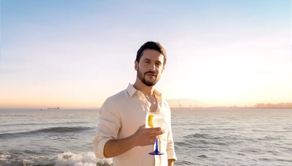 Alejo Sauras en Atardeceres Larios