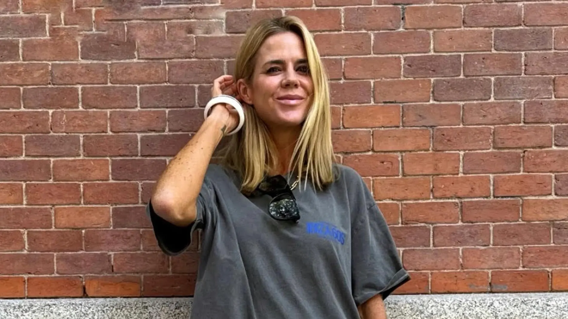 Amelia Bono con look maxi tendencia.