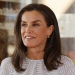 El look de la Reina Letizia en Guadalajara. 