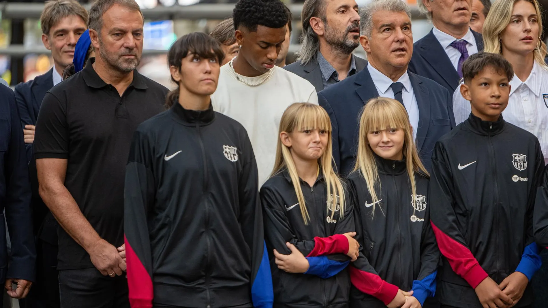 Fútbol.- Laporta recuerda la "raíces democráticas" del FC Barcelona en la ofrenda floral en la Diada