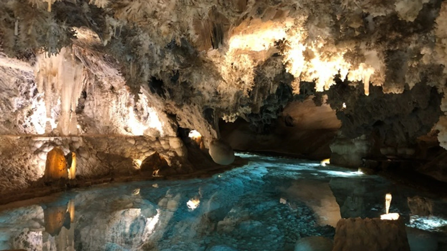 Gruta de las Maravillas