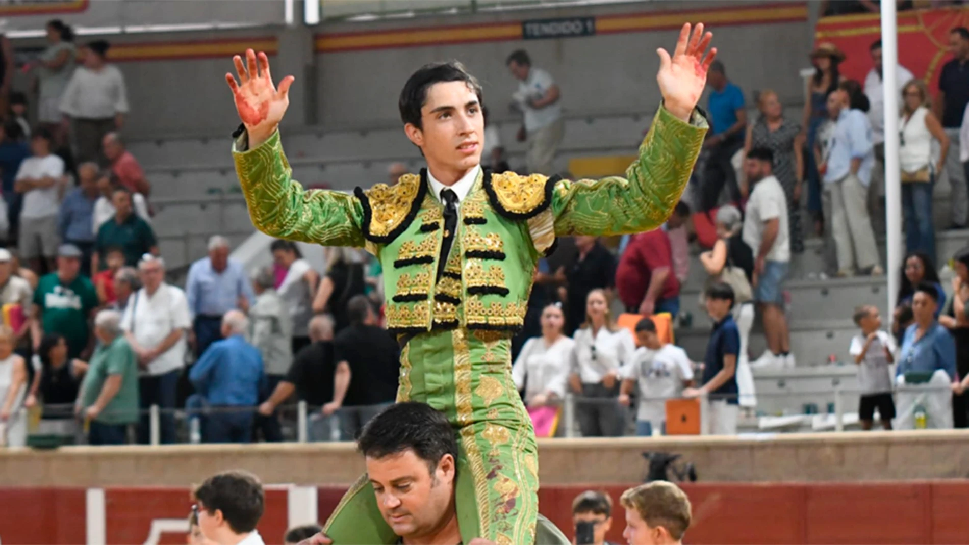 Iker Fernández "El Mene" se alza como triunfador del Alfarero de Oro 2024