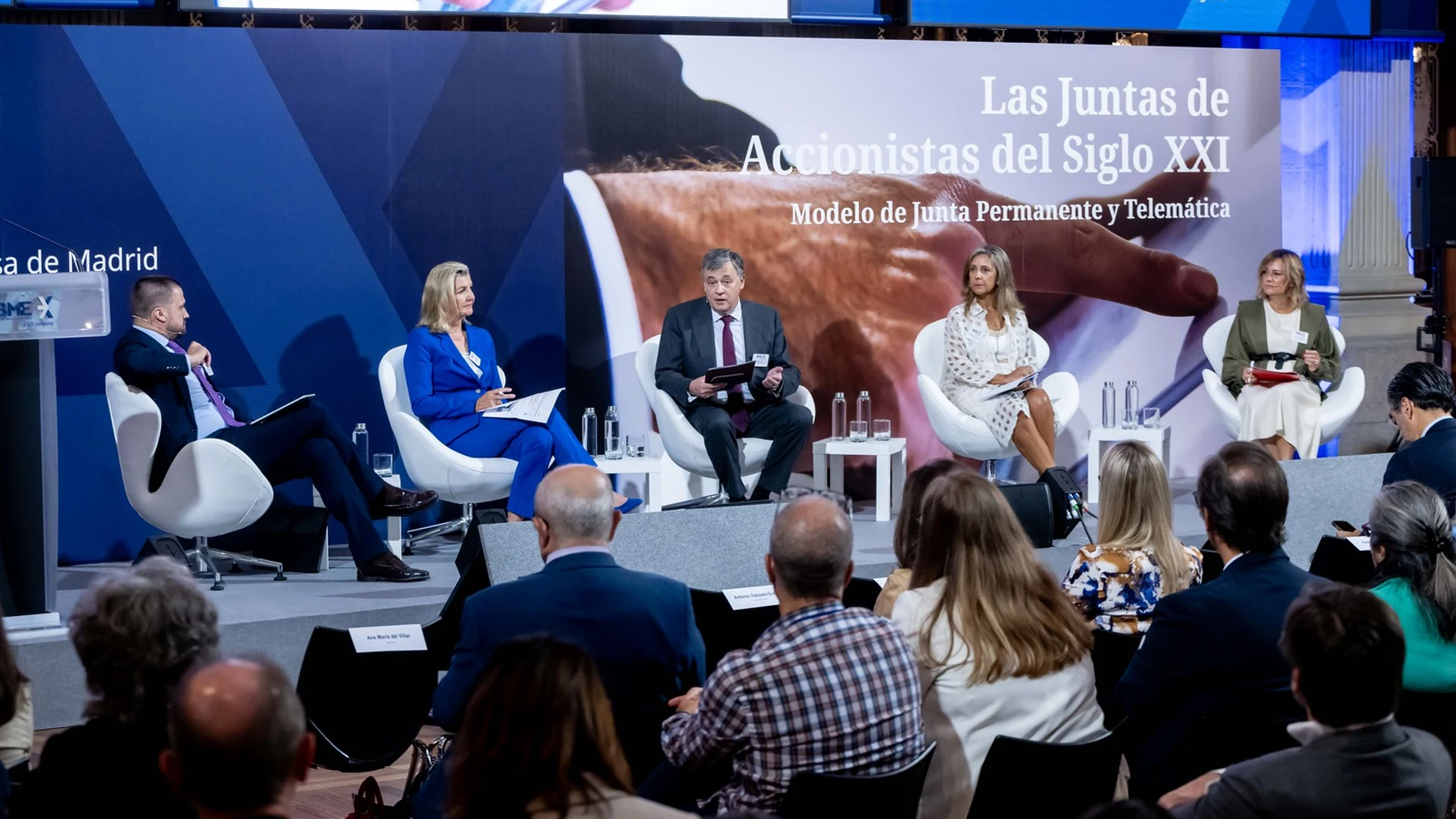 Una de las mesas celebradas en la jornada de debate