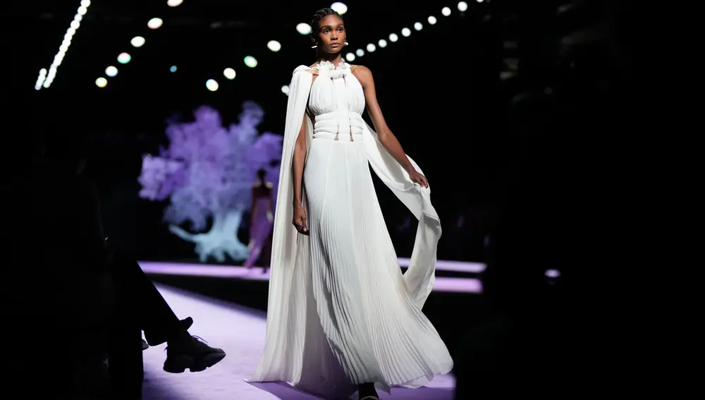 Desfile de Isabel Sanchís en la Semana de la Moda Mercedes-Benz Madrid