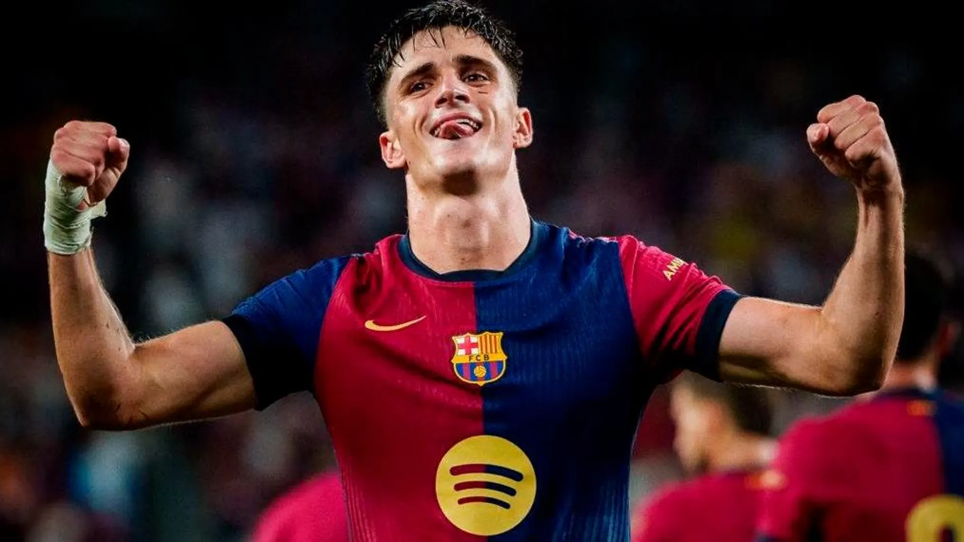 Pau Víctor con el Barcelona