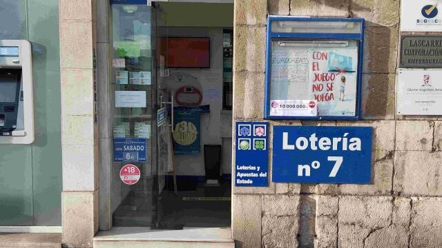Administración de Loterías del Paseo Pereda 15