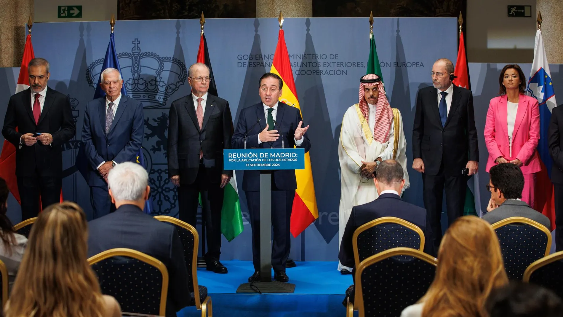 AMP2.- Albares defiende la normalización con Israel de los países árabes ante los ministros de Arabia Saudí y Qatar