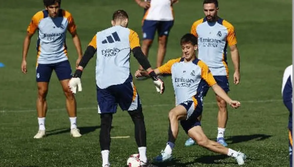 Güler, titular en el Real Sociedad - Real Madrid