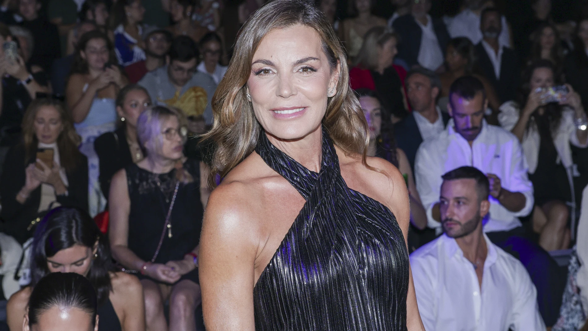 Mar Flores presenta su colaboración con Malne en la Mercedes-Benz Fashion Week Madrid.