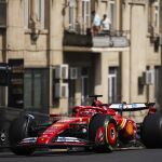 AMP.- Fórmula 1/GP Azerbaiyán.- Leclerc vuelve a llevarse la pole en Bakú y Sainz saldrá tercero