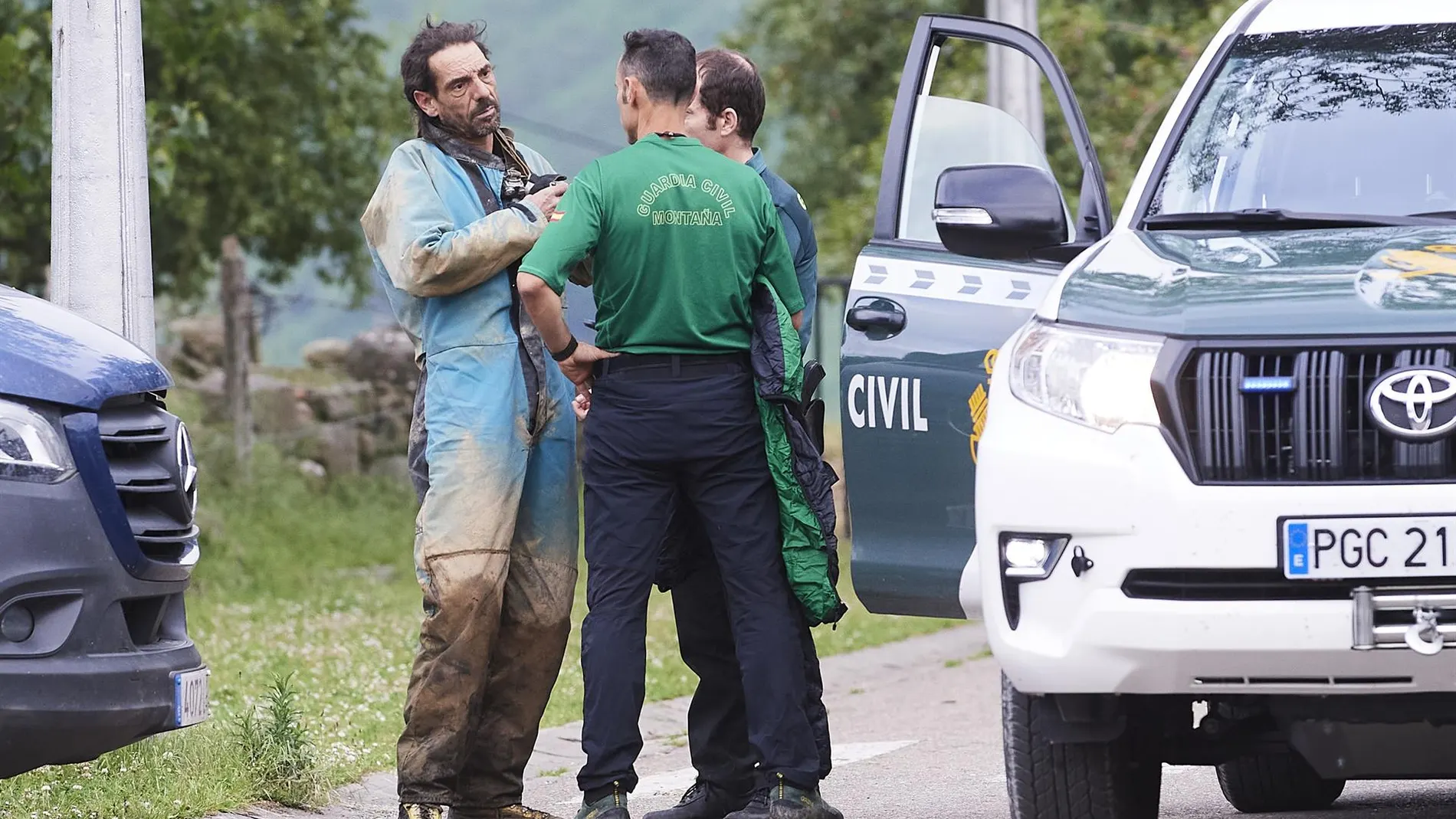 El seguro de los dos espeleólogos que se perdieron en una cueva de Cantabria tendrá que pagar 3.875 euros por su rescate