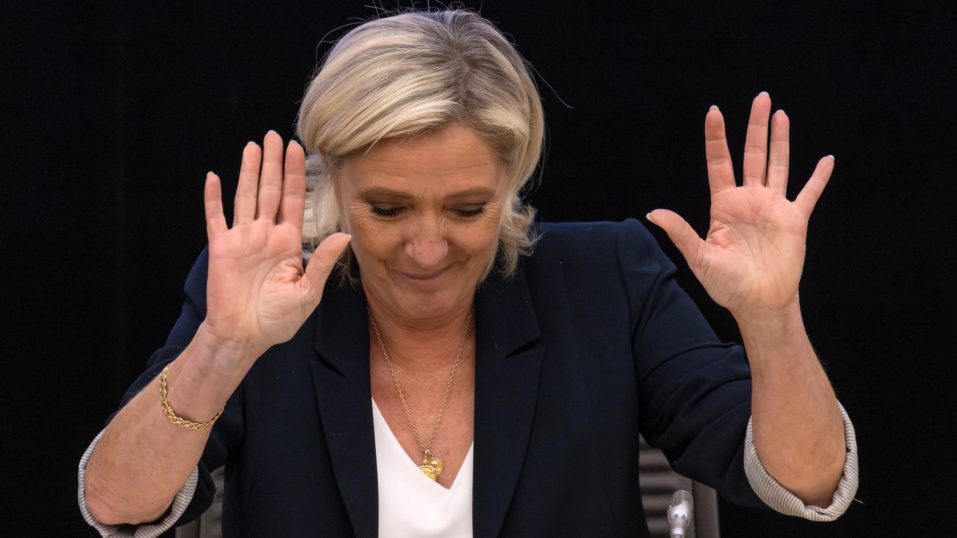 Paris (France), 15/09/2024.- French far right party Rassemblement National (RN) leader Marine Le Pen reacts during the Expanded National Council of the Party, in Paris, France, 15 September 2024. Party President Jordan Bardella focused in his speech on the role of the Rassemblement National with its newly elected deputies will play regarding the policy of the new government that will be formed by the New designed French Prime Minister Michel Barnier. (Francia, Jordania) EFE/EPA/ANDRE PAIN