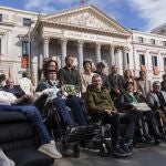 Asociaciones de pacientes de ELA acudieron al Congreso para pedir una ley integral para su atención