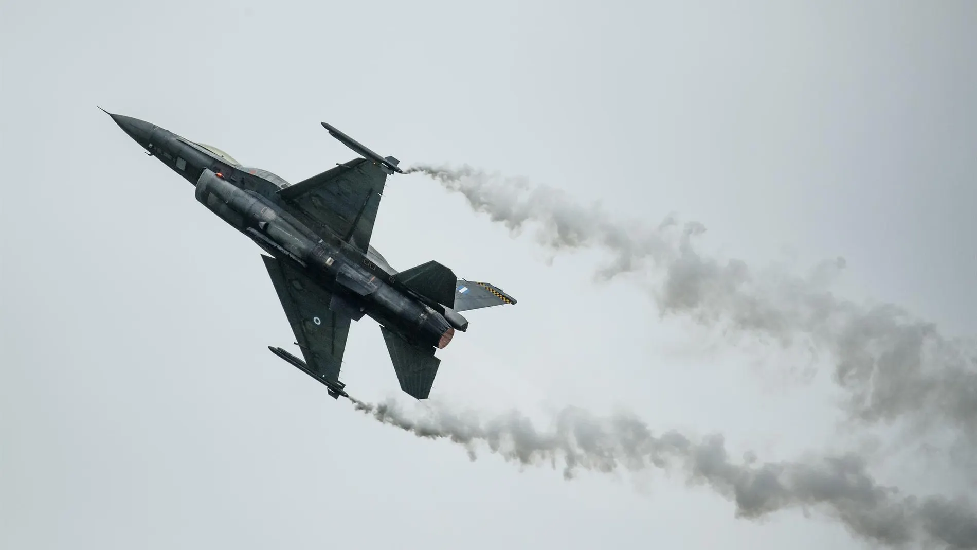 Un caza F-16