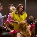 María del Carmen Castillo participa en un encuentro en la sede de la Fundación Cajasol