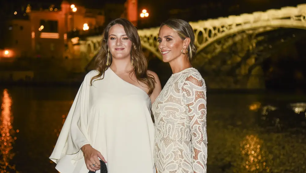 Victoria de Hohenlohe y su look de madrina en Sevilla.