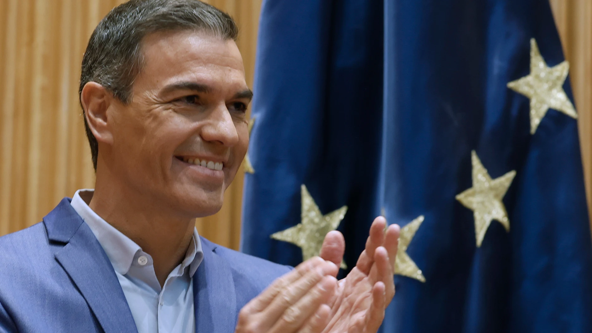 MADRID, 16/09/2024.- El presidente del Gobierno, Pedro Sánchez, durante la reunión interparlamentaria del grupo parlamentario socialista en el Congreso este lunes. EFE/ Javier Lizón