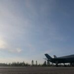 Por primera vez un avión F-35 aterriza en una carretera