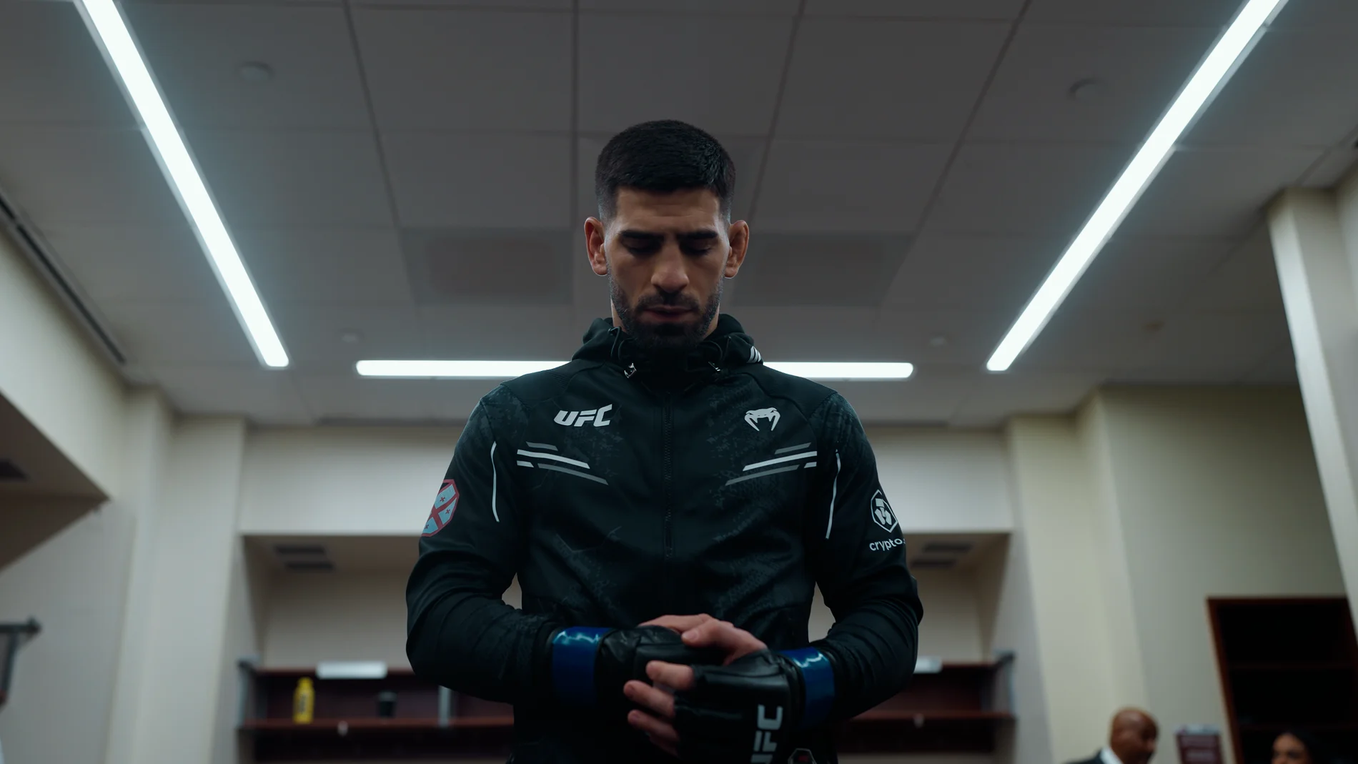 Ilia Topuria, en un fotorgrama del documental, antes del combate