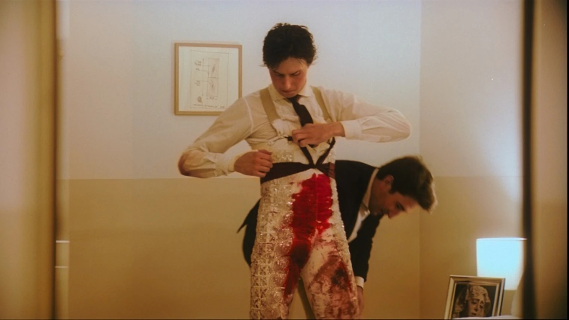 El documental sigue la vida del torero Andrés Roca Rey durante un día de corrida