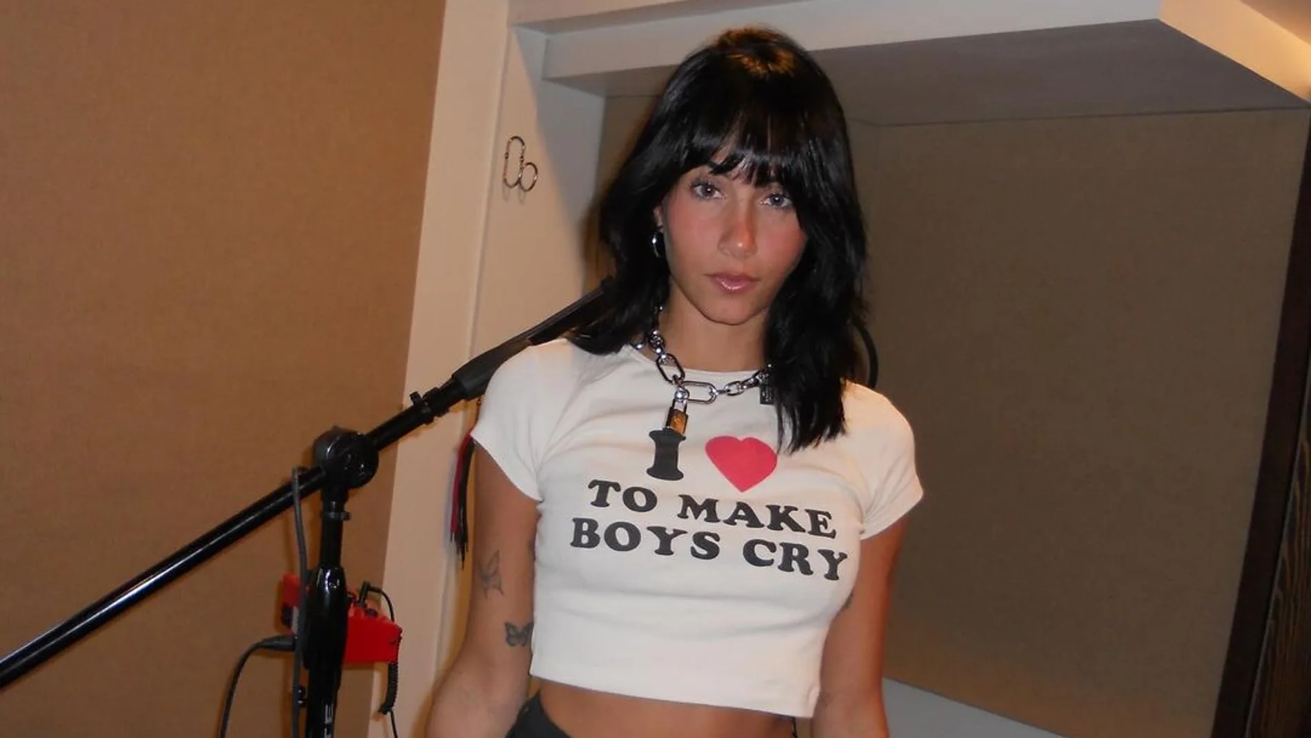 Aitana y su camiseta con mensaje.