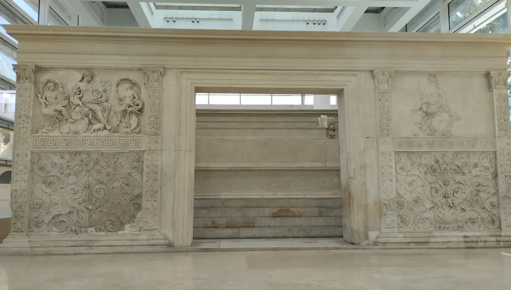 Ara Pacis. Roma