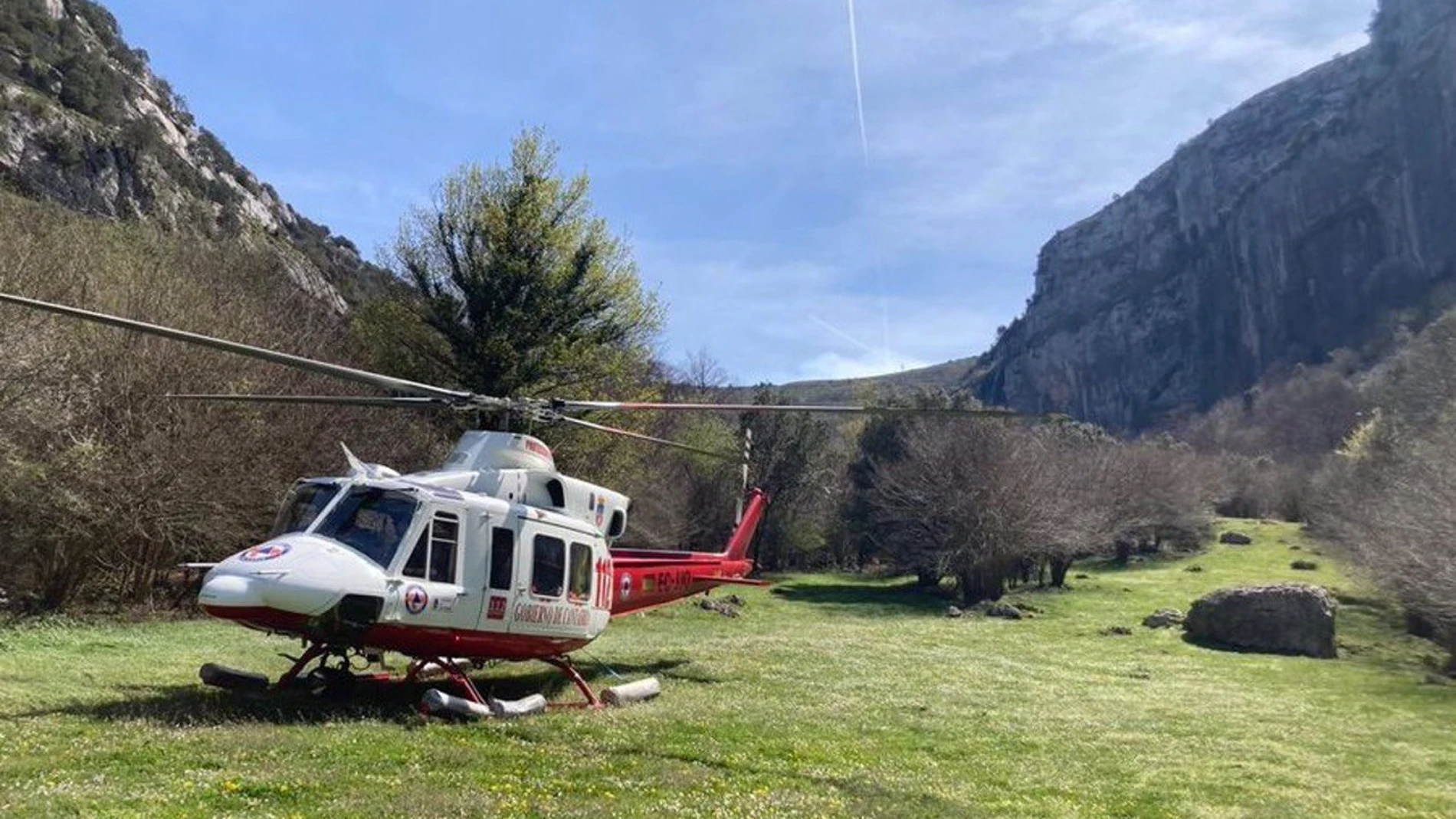Helicóptero del Gobierno de Cantabria