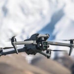 El Ejército de EE. UU. patenta una tecnología que permite a un dron volar sin tener que aterrizar nunca.
