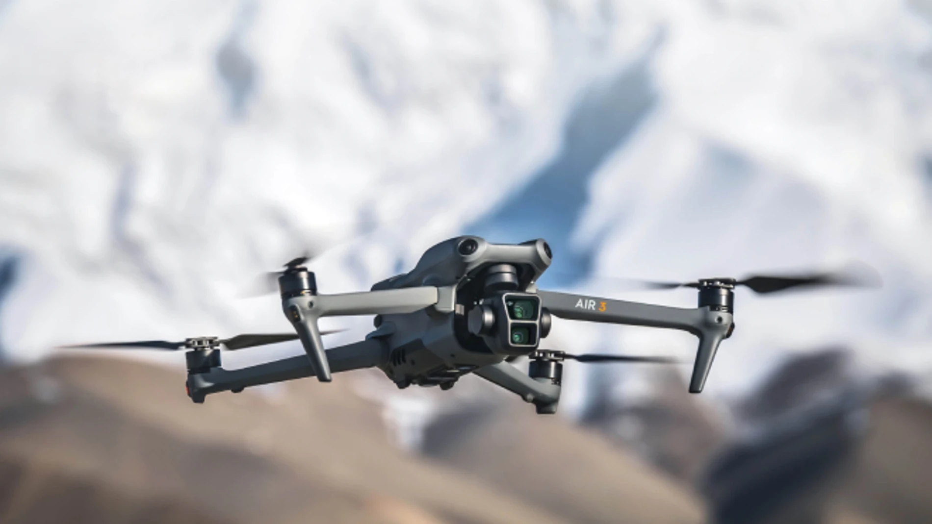 El Ejército de EE. UU. patenta una tecnología que permite a un dron volar sin tener que aterrizar nunca.