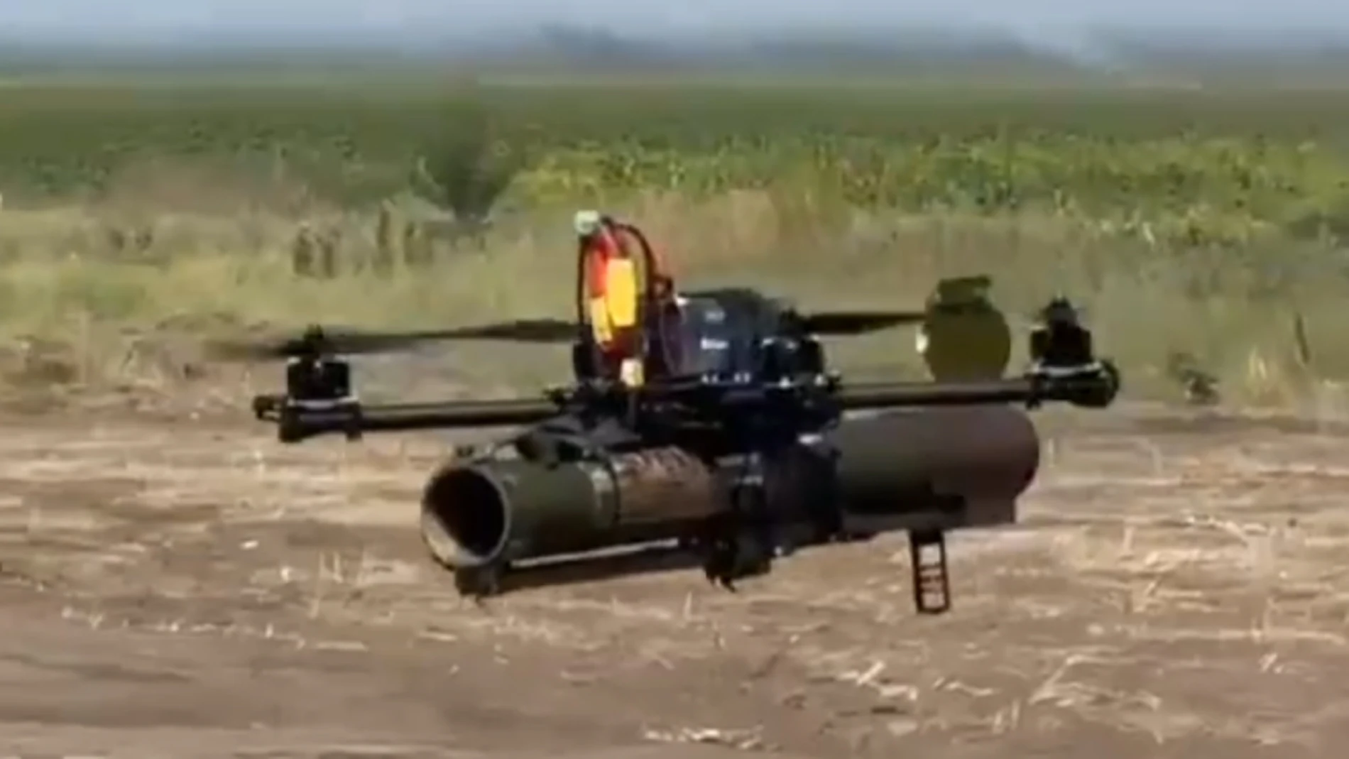 Ucrania desarrolla un dron equipado con lanzacohetes antitanque RPG-18 Mukha soviético.
