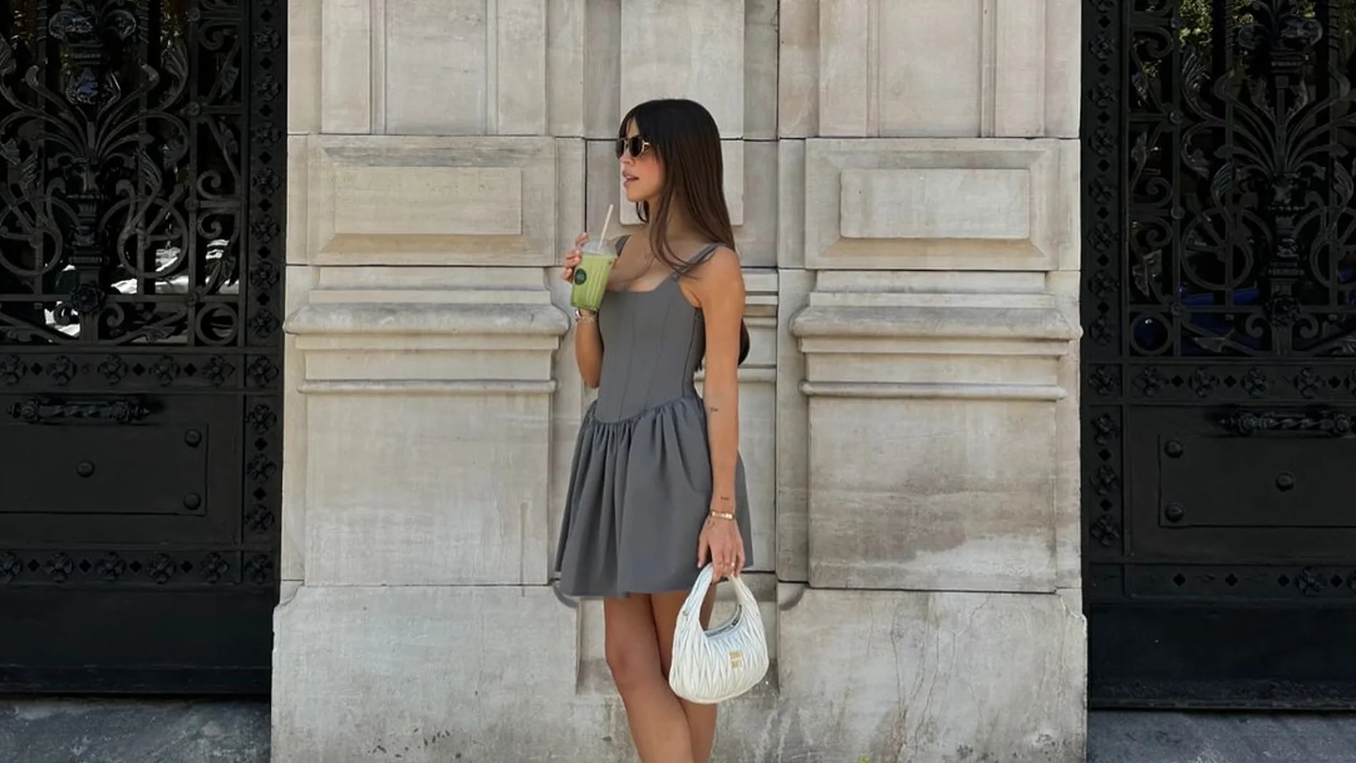 Violeta Mangriñán con vestido de Zara.