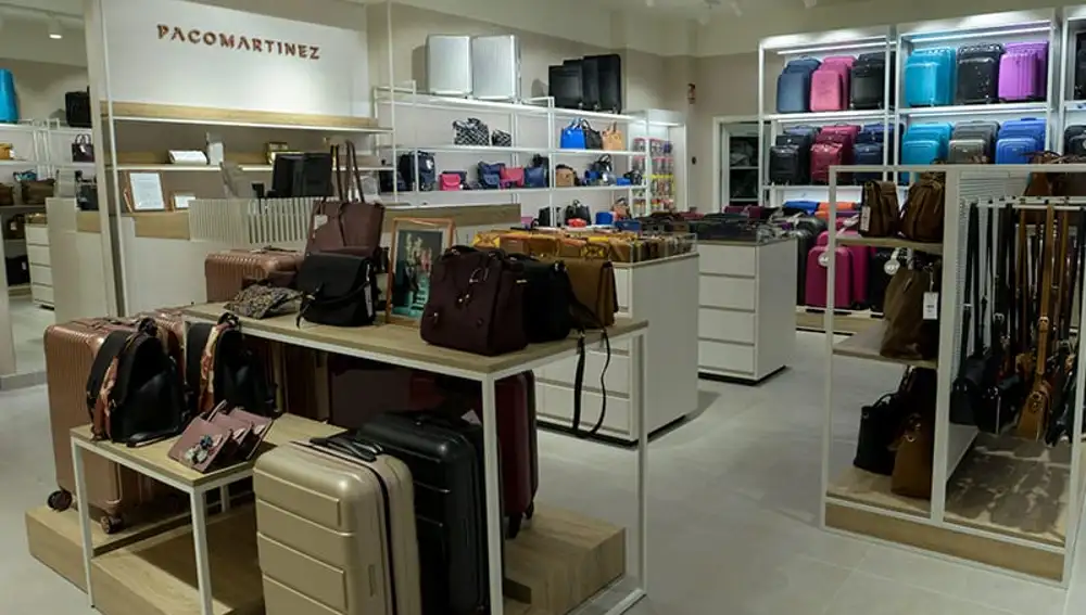 Interior de una tienda 'Paco Martinez'