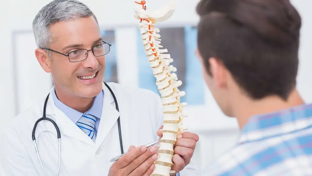 Discos intervertebrales hernia