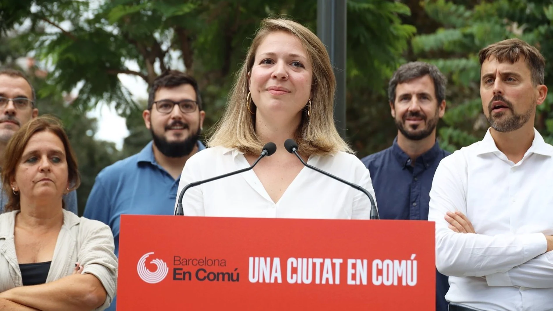 Los comunes post Colau, con Janet Sanz a la cabeza, presentan sus condiciones a Collboni