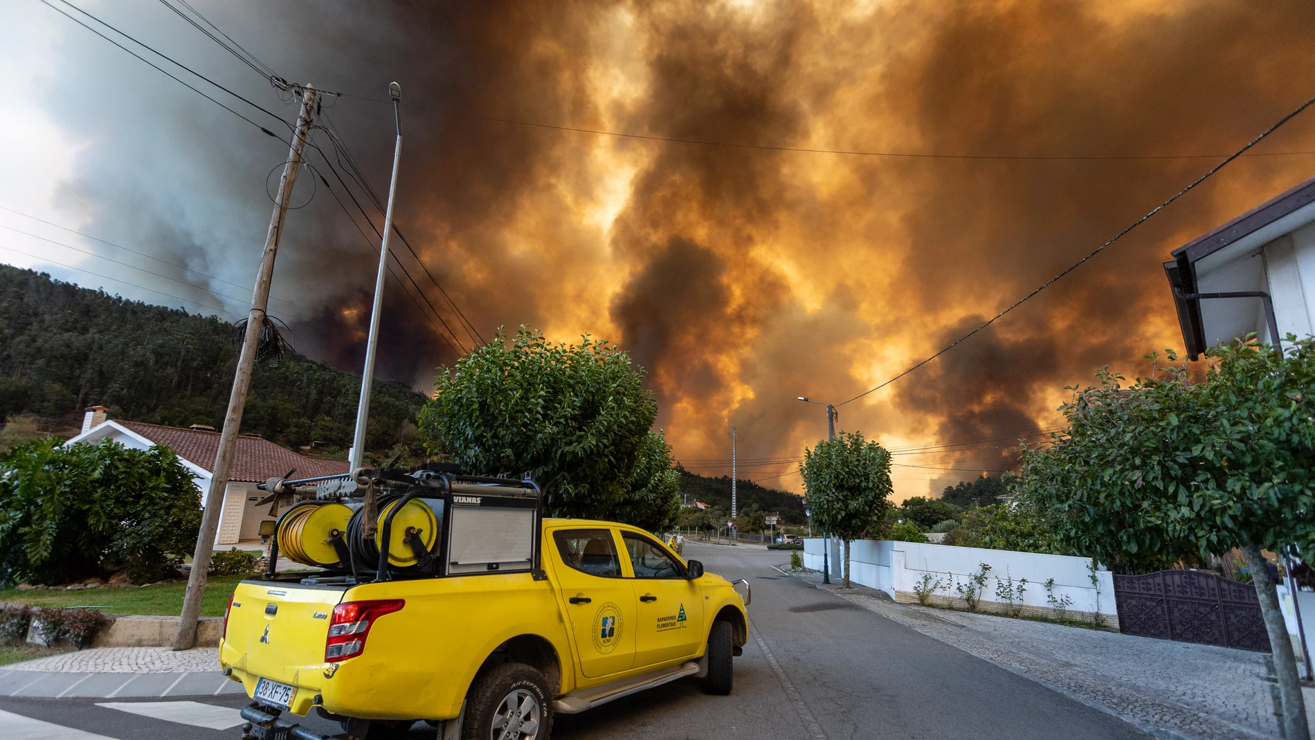 September 16, 2024, Sever Do Vouga, Aveiro, Portugal: A firefighters truck is seen crossing the road in direction of the fires surrounding the vilage near Ribeira de Fráguas. The Prime Minister announced, this Tuesday, the elevation to a state of calamity in all municipalities that are being affected by the fires. Europa Press/Contacto/Diogo Baptista 16/09/2024 ONLY FOR USE IN SPAIN