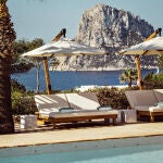 Piscina del Hotel Petunia Ibiza 