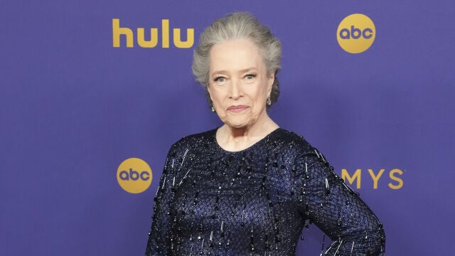 Kathy Bates arrives on the red carpet for the 76th annual Emmy Awards ceremony held at the Peacock Theater in Los Angeles