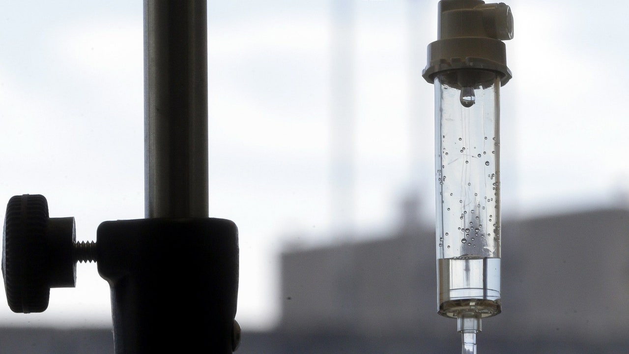 Investigan a una pareja italiana por la muerte de su hijo enfermo de cáncer: rechazaron el tratamiento médico