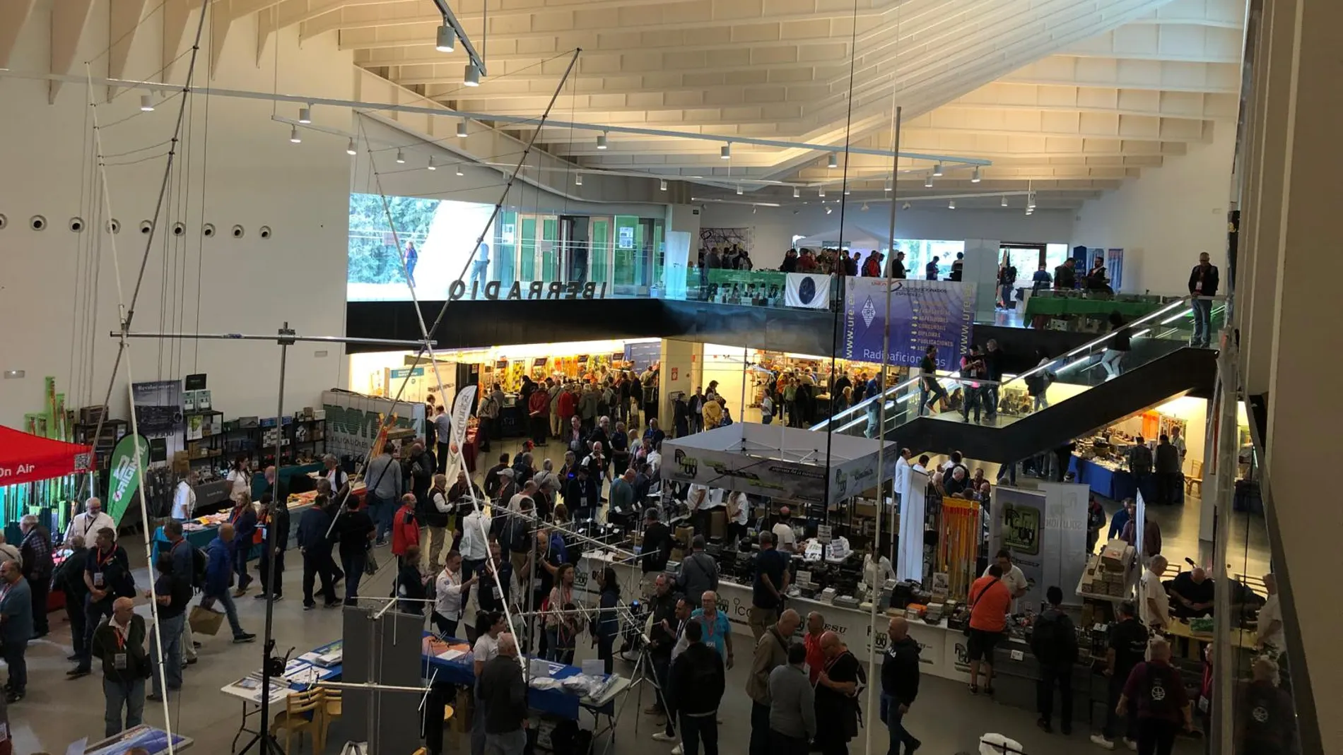 IX Feria de las Radiocomunicaciones-IberRadio en el Lienzo Norte de Ávila