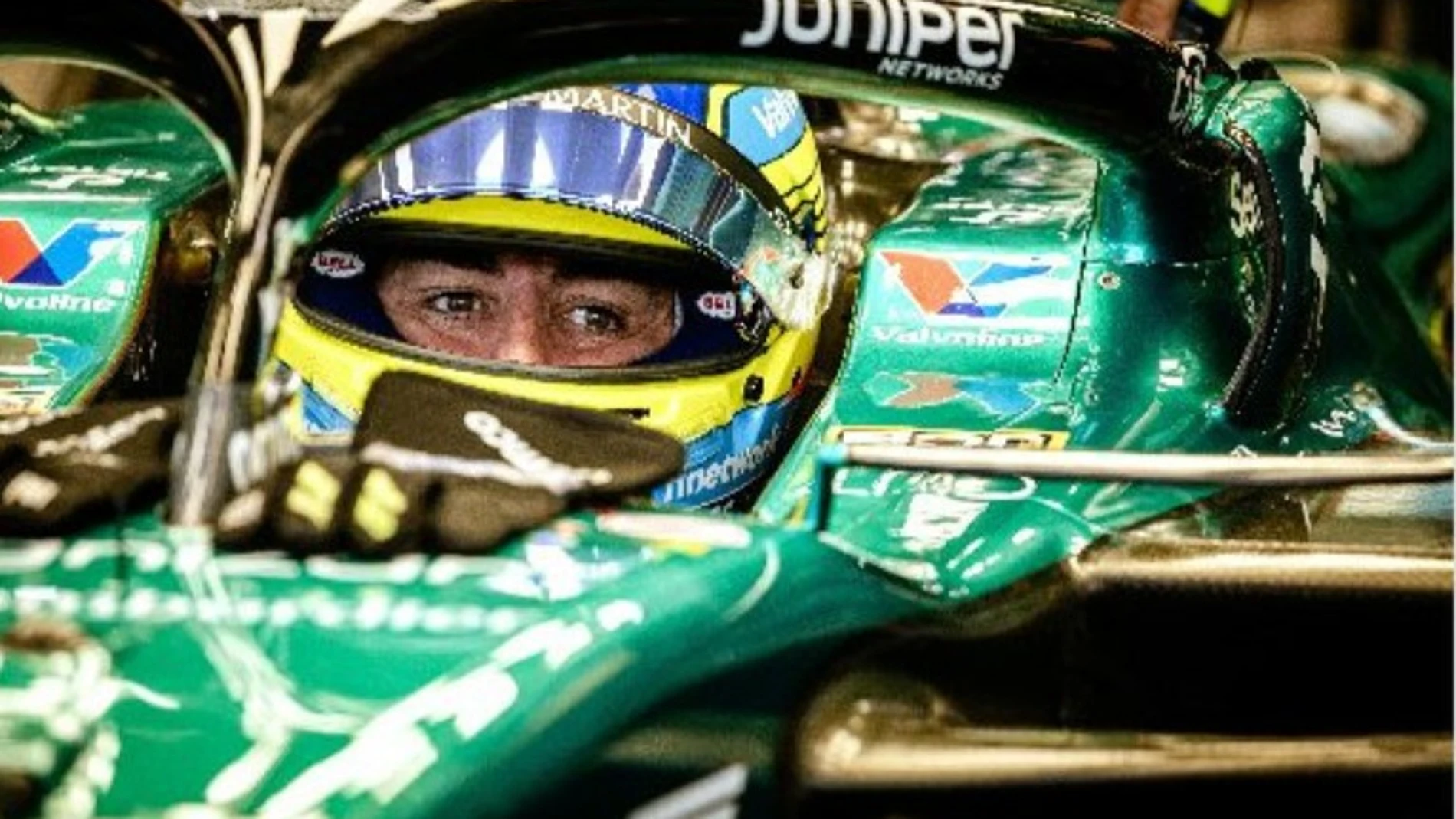 Fernando Alonso y los problemas del Aston Martin