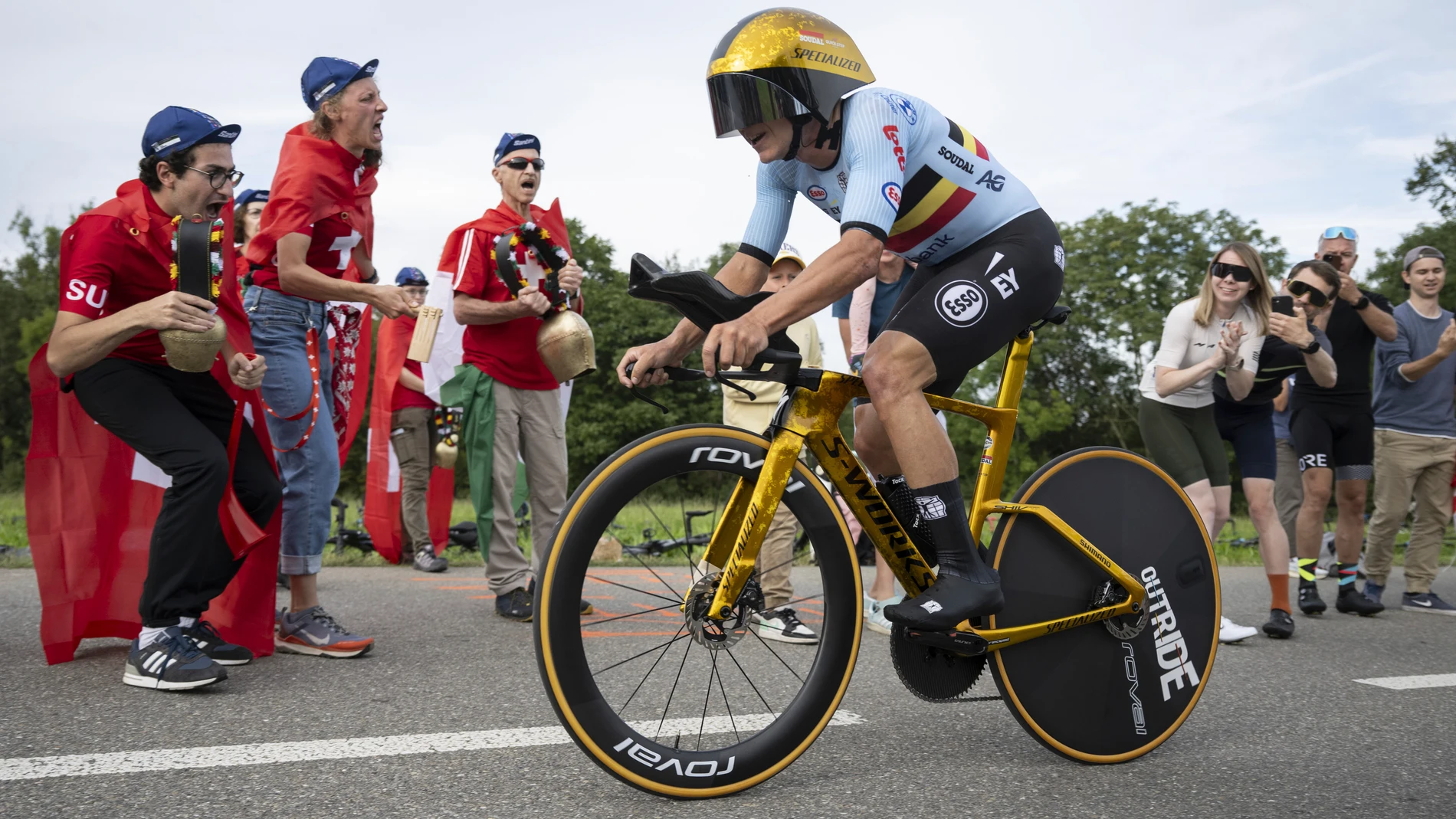 Remco Evenepoel of Belgium competes during the men elite individual time trial over 46.1 kilometers (28.6 miles) at the Cycling World Championships in Zurich, Switzerland, Sunday, Sept. 22, 2024. (Ennio Leanza/Keystone via AP)