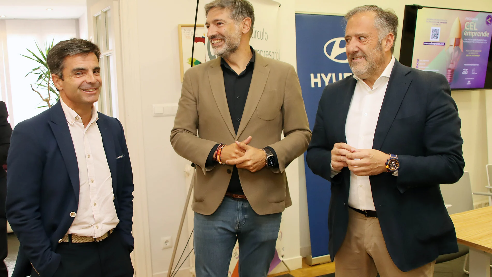 El presidente de la Fundación Castilla y León, Carlos Pollán, y el del Círculo Empresarial Leonés, Julio César Álvarez presentan la segunda edición del programa CEL Emprende