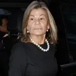 Cari Lapique en la misa funeral por su marido y su hija Caritina