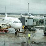 Los aeropuertos de Baleares sufren retrasos generalizados por el mal tiempo, que obliga a desviar vuelos