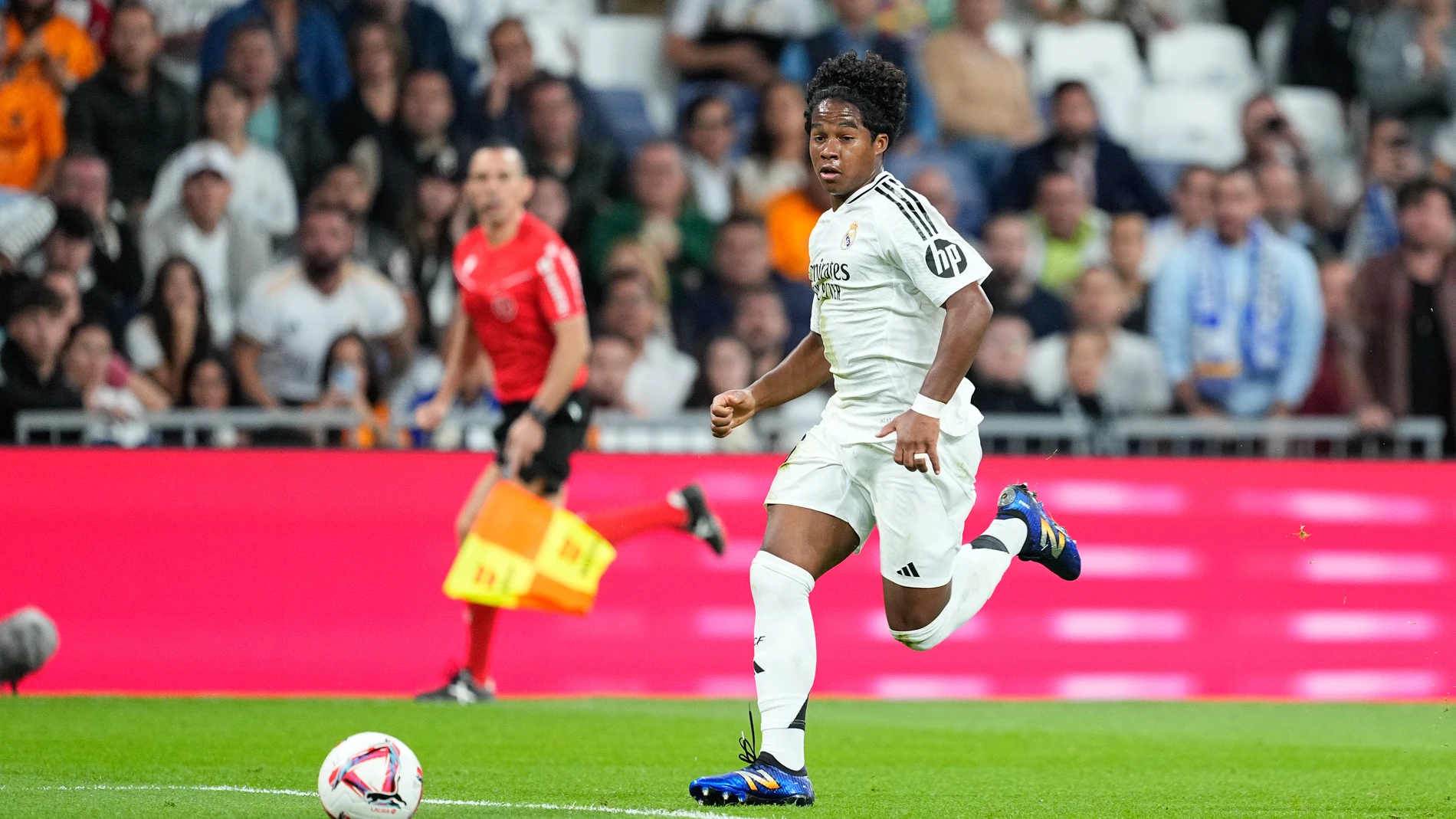 Endrick Moreira of Real Madrid in action during the Spanish League, LaLiga EA Sports, football match played between Real Madrid and Deportivo Alaves at Santiago Bernabeu stadium on September 24, 2024, in Madrid, Spain. AFP7 24/09/2024 ONLY FOR USE IN SPAIN