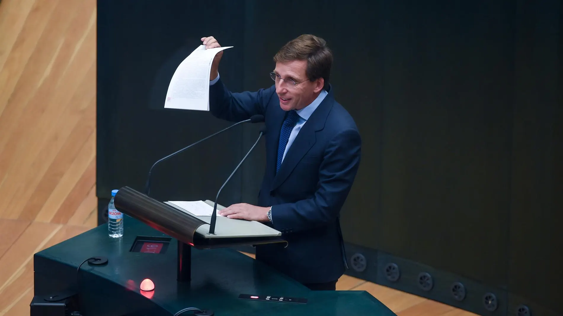 MADRID.-VÍDEO:Almeida dice que Maroto está"amortizada en términos políticos"y no ha tenido "ningún papel"en operación Campamento